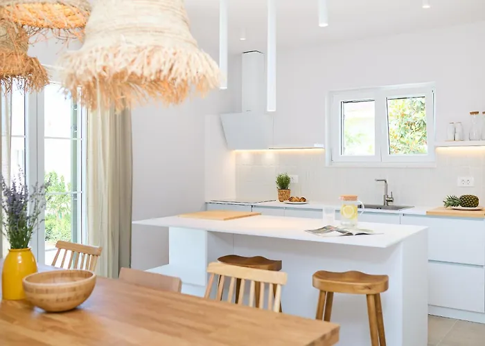 Hedera Estate Hedera Xviii Villa *