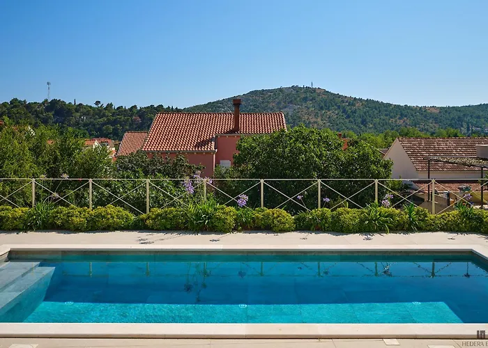 Hedera Estate Hedera Xviii Villa *