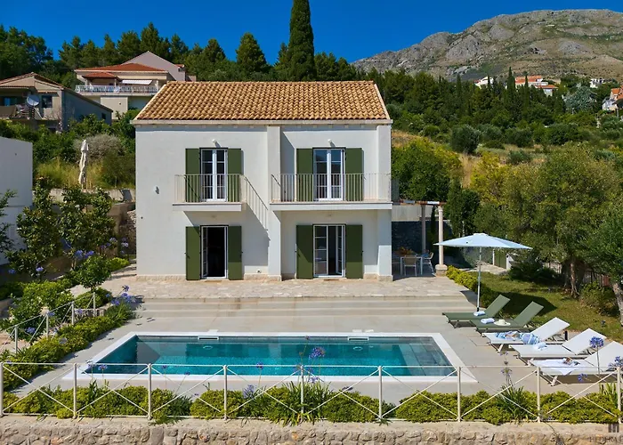 Hedera Estate Hedera Xviii Villa